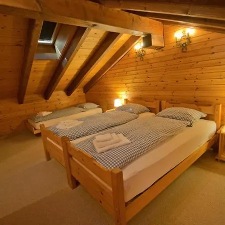 Three-bedroom Cozy In